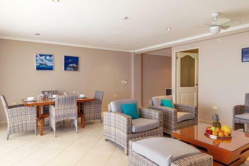 Apartamento Oceanfront Parrotfish At Den Laman
