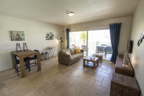 Aqua Breeze Apartment