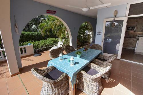 Windsock Apartment Caribbean Dream