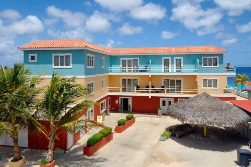 Apartamento Oceanfront Barracuda At Den Laman