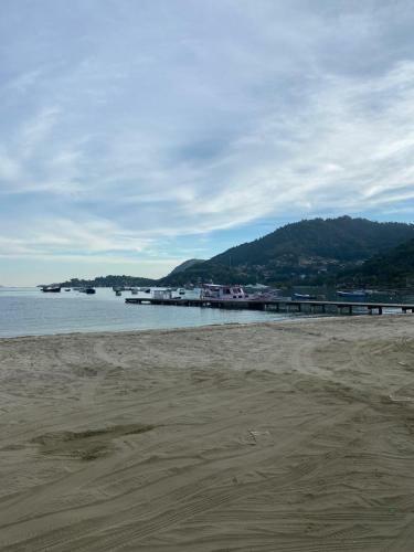 Apartamento Flat Camorim Em Angra Dos Reis/rj.