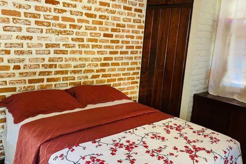 Casa Com Vista Para O Mar Em Condom�nio Em Angra