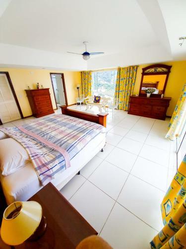 Hostal Pousada Paraiso Tropical