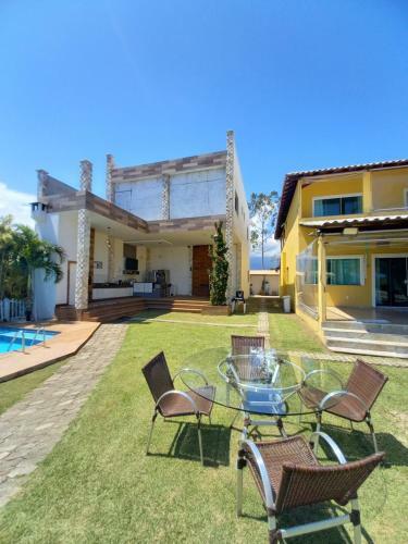 Casa Com 6 Quartos A Beira Mar Em Condom�nio Em Angra Dos Reis.
