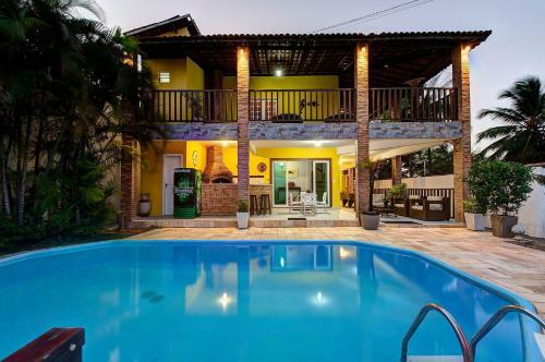 Casa Amarela Em Porto Das Dunas By Carpediem