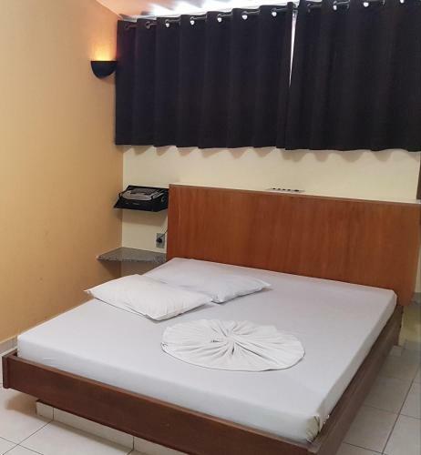 Hostal Sleep Suites
