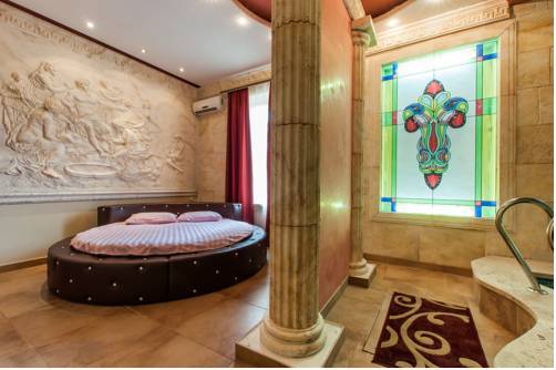 Cron Hotel