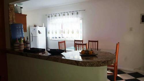 Casa Ampla Com Piscina, Sal�o de Jogos E Wi-fi