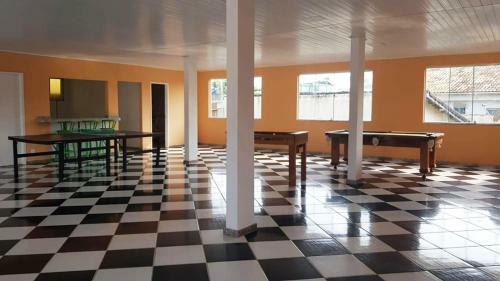 Casa Ampla Com Piscina, Sal�o de Jogos E Wi-fi
