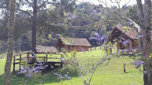 Hostal Pousada Colar de Ouro Chal�s