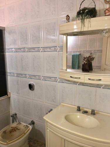 Bed & Breakfast Guest House Rio Das Ostras