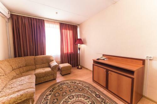 Hotel At Apk & Ppro