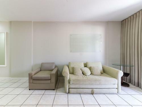 Lindo Apartamento No Jurer� Open Shopping Cds209