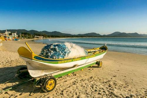 Casa Com Su�te Perto Da Praia