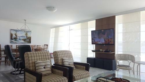 Apartamento Guaruj� Pitangueiras Frente Mar