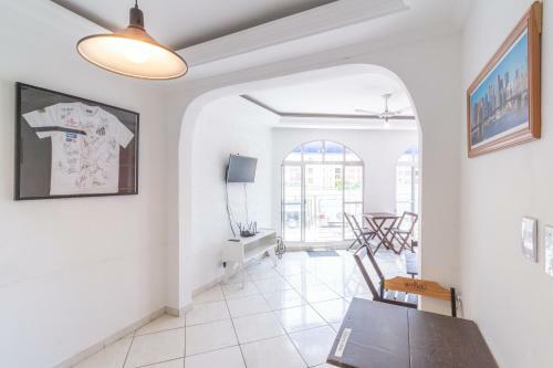 Le Monde Hostel