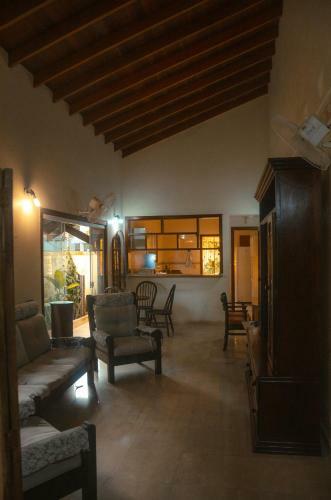 Hostal Pousada Do Tio Cido - 50 Metros Da Praia Da Enseada