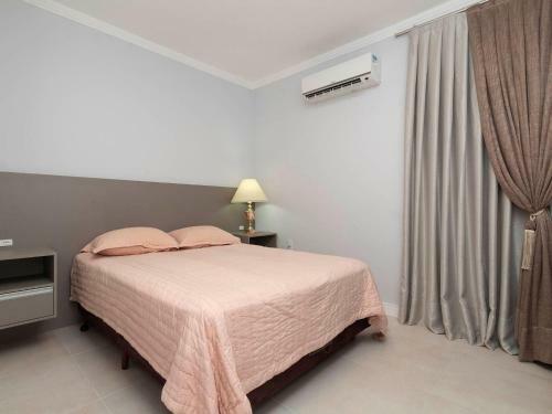 Aluguel Apartamento 2 Quartos Sendo 1 Su�te Itapema/sc