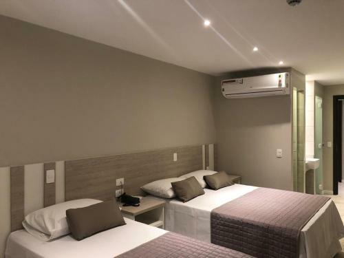 Jandira Premi�r Hotel