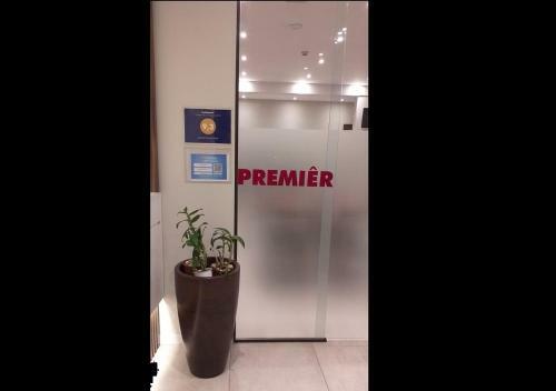 Jandira Premi�r Hotel
