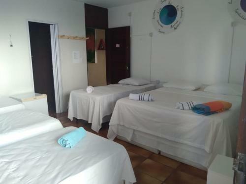 Hostal Regiane Beach Pousada Hostel