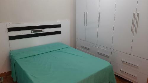 Hostal Regiane Beach Pousada Hostel