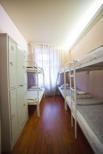 Houseton Hostel