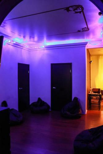 Houseton Hostel