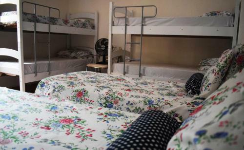Yellow Rock Hostel E Casa Da Patr�cia