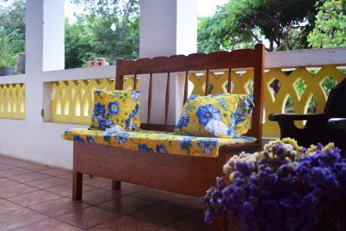 Yellow Rock Hostel E Casa Da Patr�cia