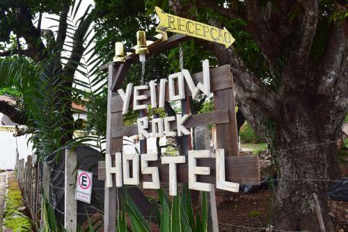 Yellow Rock Hostel E Casa Da Patr�cia