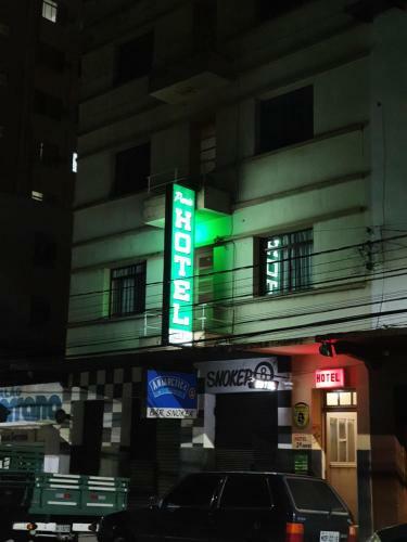 Hotel Hostel Paris Lages
