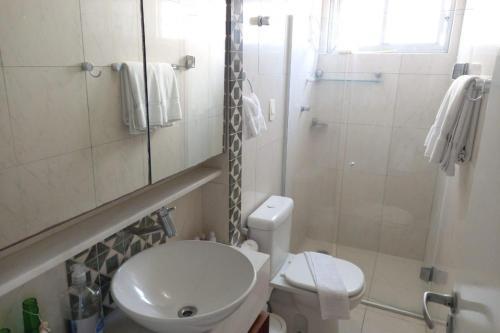 Apartamento Edif�cio Canoa Paju�ara - Apto 302