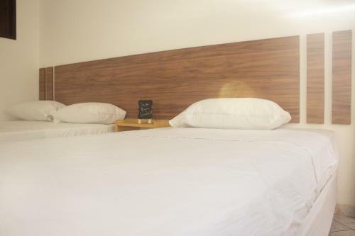 Agora Hostel E Pousada