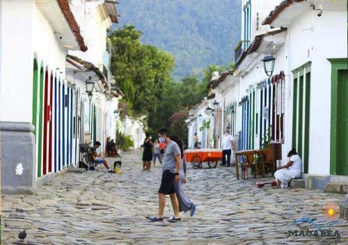 Hostal Macab�a