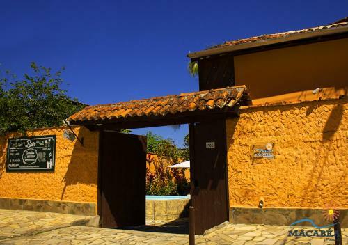 Hostal Macab�a