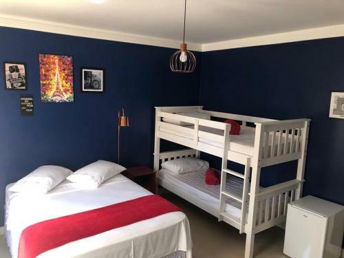 Hostal Mundo Livre Guest House