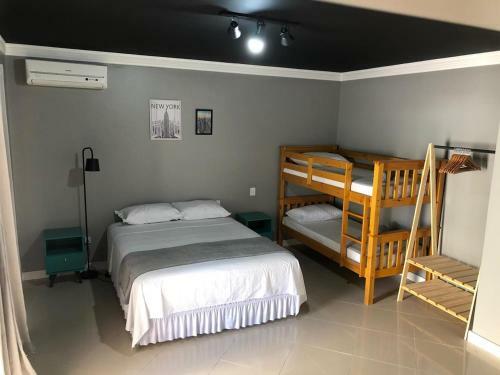 Hostal Mundo Livre Guest House