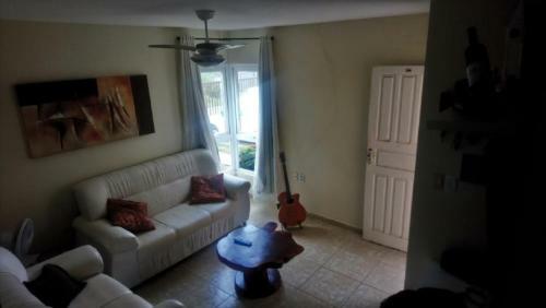 Condom�nio Residencial Caravelas, Casa 220