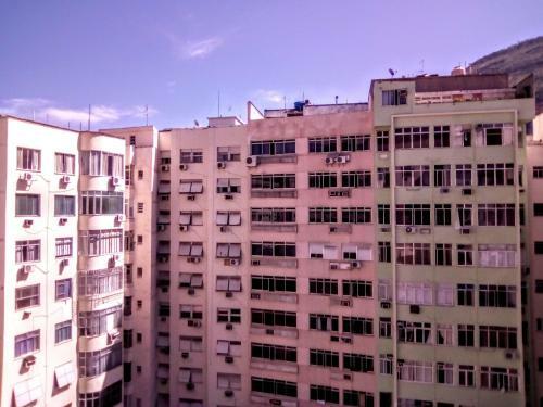 Apartamento Copacabana 3 Quartos Com Ar Cond Garagem A 2 Qds Da Praia