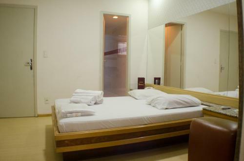 Hotel Hostal (Adults Only)