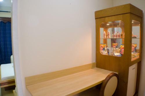 Hotel Hostal (Adults Only)