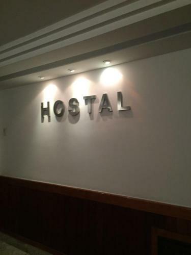 Hotel Hostal (Adults Only)