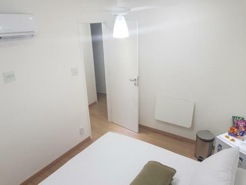 Quarto Privativo Em Condominio
