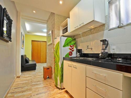Apartamento Studio Para Temporada Com Vista Lateral Para O Mar!