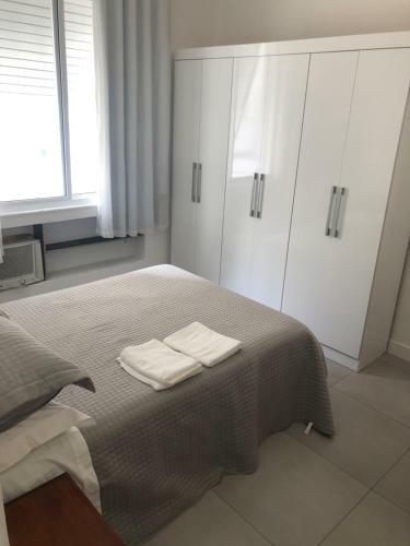 Apartamento Leblon Excelente Dois Quartos Na Quadra Da Praia