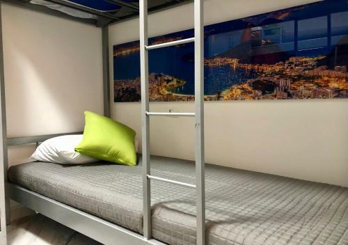 Fm Hostel