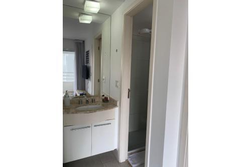Apartamento Ap Prox Hosp S�rio Libanes/frei Caneca Cd807