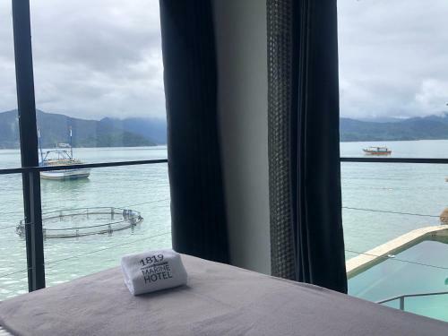 1819 Marine Hotel