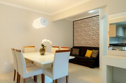 Apartamento L050 - Edif�cio Shangril� 102